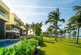 The Five Villas & Resort Quangnam - Danang allows 18 year olds to book a room