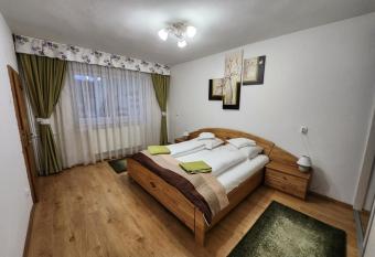 Grand Central House has Balcony rooms