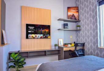 KSK Homes Hotel Dubai Academic City allows 18 year olds to book a room