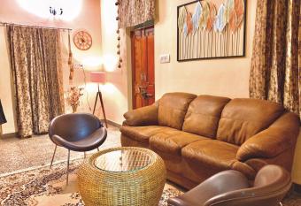 The Buddhayan Abode has Smoking/Balcony rooms