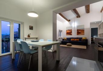 Arela allows 18 year olds to book a room