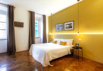 Tram apartment for 4 guests allows 18 year olds to book a room