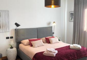 Nativo Suite Da Vinci 25 has Balcony rooms