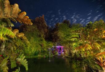 Chalet Kilauea allows 18 year olds to book a room