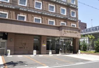 Toyoko Inn Osaka Nippombashi Bunraku Gekijo Mae has Smoking rooms