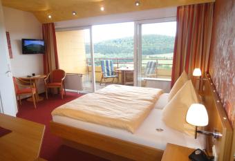 Wohlf  hlhotel  has Balcony rooms