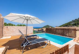 Can Binitu has Balcony rooms