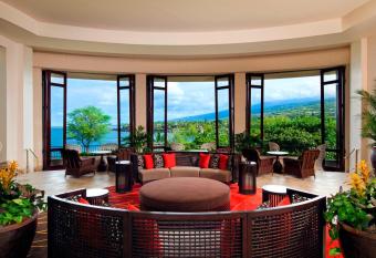 Outrigger Kona Resort and Spa has Balcony rooms