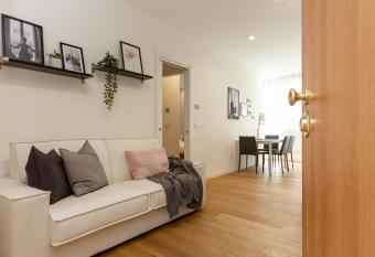 Yourbanflat Chic Voyage allows 18 year olds to book a room