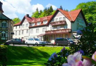 Waldhotel Friedrichroda has Balcony rooms