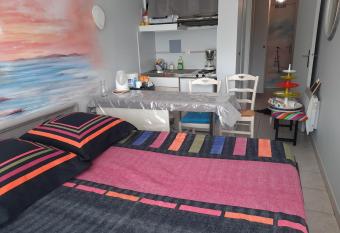 DINARD allows 18 year olds to book a room