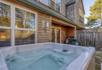 A Mermaids Dream has Balcony rooms