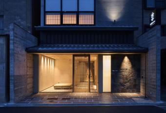 Stay SAKURA Kyoto Gion Miyagawacho allows 18 year olds to book a room