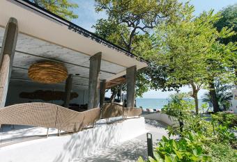 Samed Tropical Resort has Balcony rooms