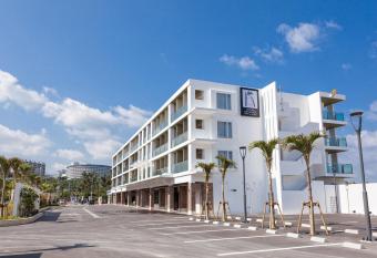 Kariyushi LCH. Resort has Balcony rooms