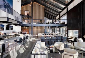 Gravity Haus Jackson Hole has Balcony rooms