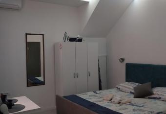 Apartmani Krtolica has Balcony rooms