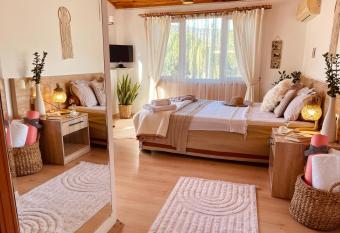 Oase Garden Hotel has Balcony rooms