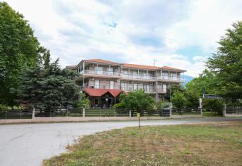 Hotel Geromichalos has Balcony rooms