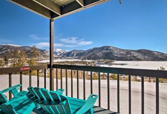 Updated Mtn Condo with Views and Deck Less Than 1 Mi to Lake! has Balcony rooms
