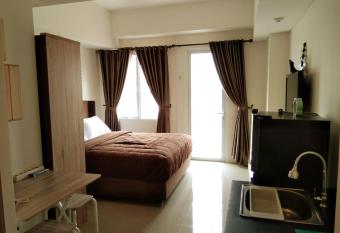 Bogor Icon Apartment has Balcony rooms