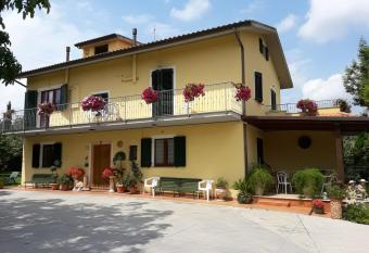 Nonno Pio has Balcony rooms