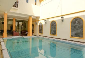 RedDoorz Syariah At Demasto Homestay Jember allows 18 year olds to book a room