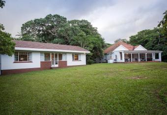 Forest Cottage has Balcony rooms