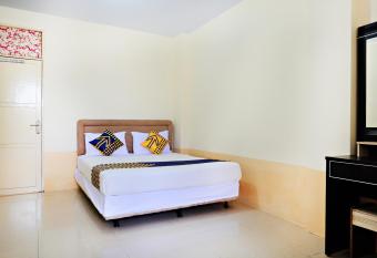 SPOT ON 2610 Zn Guest House allows 18 year olds to book a room