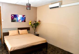 5 bedrooms house with sea view furnished garden and wifi at Riambel has Balcony rooms