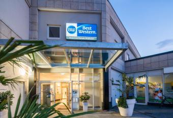 Best Western Hotel im Forum M  lheim allows 18 year olds to book a room