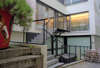 Green Marmot Capsule Hotel Z  rich has Balcony rooms