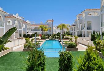 Samara 33 - Solarium and Barbecue has Balcony rooms