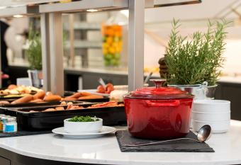 Flemings Hotel Frankfurt-Central allows 18 year olds to book a room