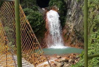 Pulangbato Falls Mountain Resort has Balcony rooms