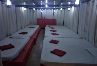 Ooty Dormitories has Balcony rooms