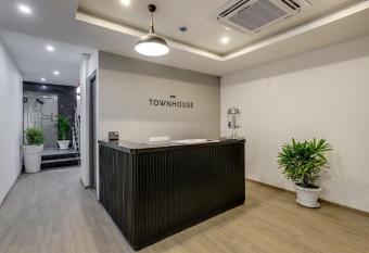 Townhouse Siddharth Vihar Ghaziabad allows 18 year olds to book a room