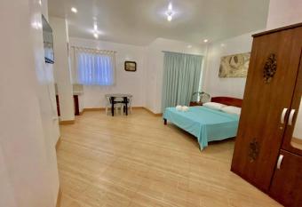 CoombsGuestHouse allows 18 year olds to book a room