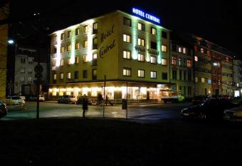 Hotel Central Hauptbahnhof has Balcony rooms