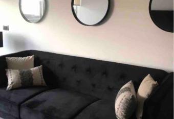 Cl  nica Las Condes, espectacular departamento nuevo 80 m2 has Balcony rooms