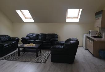 Apartamentai Rimkuose has rooms with a private hot tub