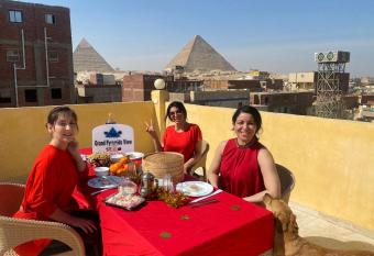 Grand Pyramids View Hotel has Balcony rooms