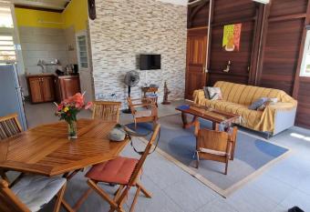 le temps d une   le has Balcony rooms