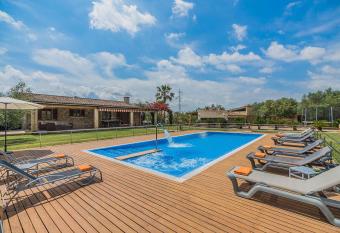 Can Pedro has Balcony rooms