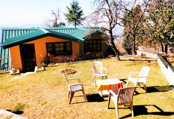 Merlin Grove Suites Simla has Smoking/Balcony rooms