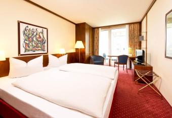 Living Hotel Wei  ensee has Balcony rooms