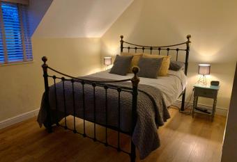 Kellsboro Corner allows 18 year olds to book a room