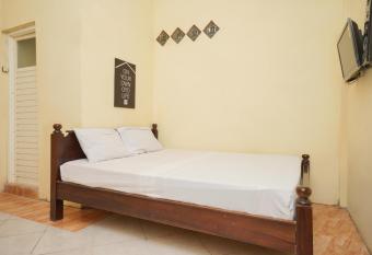 KoolKost Syariah near T1 Juanda Airport 3 allows 18 year olds to book a room