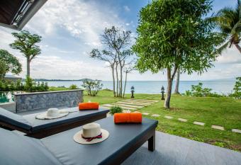 2H RESORT KOH SAMUI has Balcony rooms