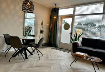 Amsterdam Beach Apartment 34, Private Garden has Balcony rooms